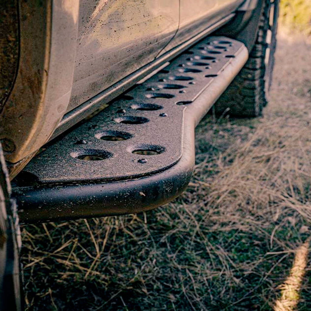 CALI RAISED Step Edition Rock Slider For 2024+ Tacoma