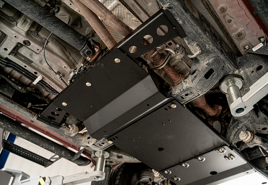 Cali Raised 05-15 Tacoma Transfer Case Skid Plate