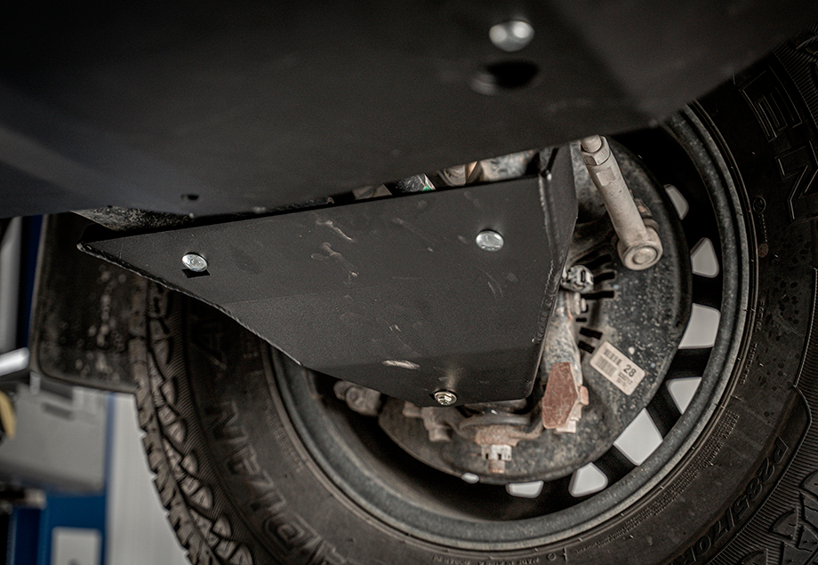 Cali Raised 14+ 4Runner Lower Control Arm Skid Plate
