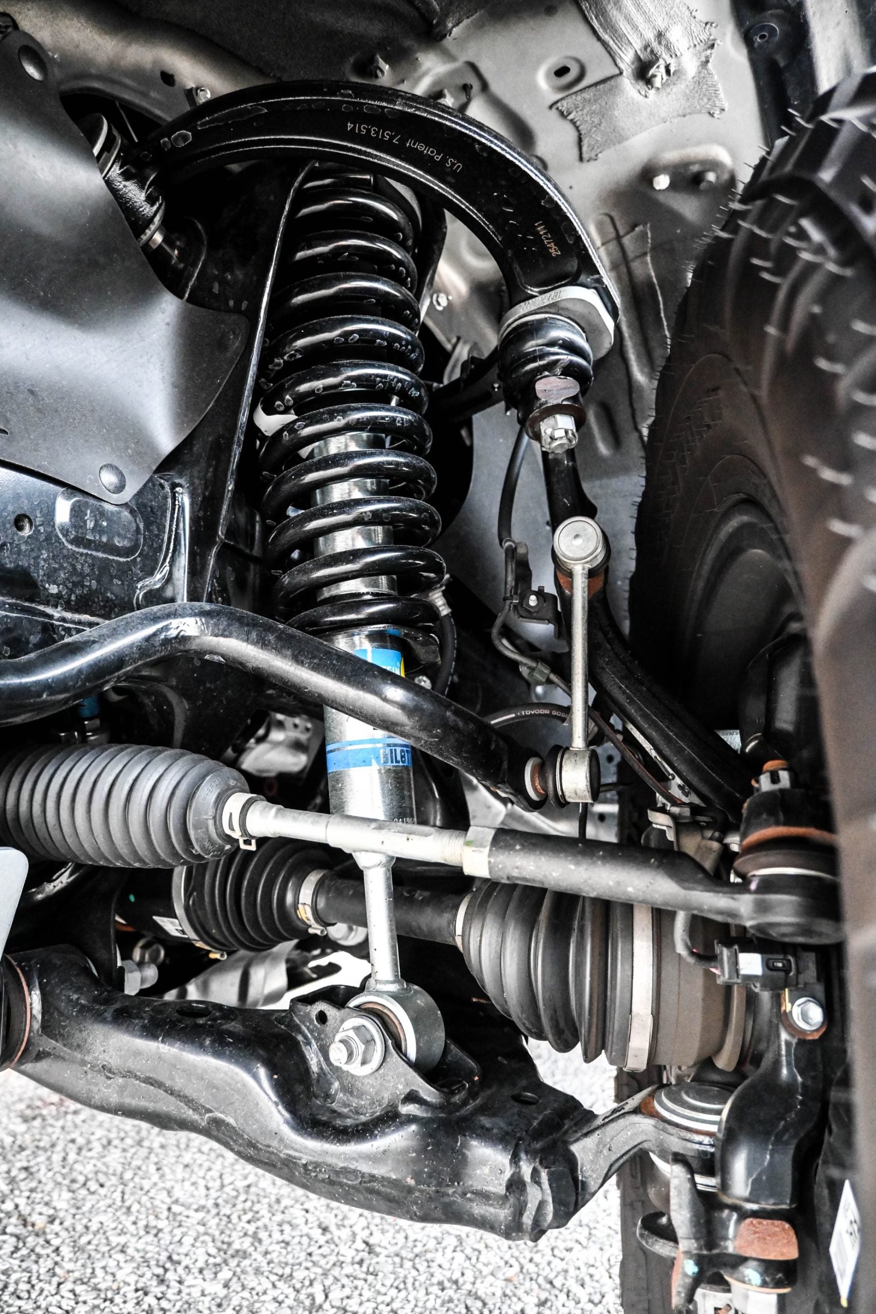 Bilstein | OME Stage 2 RTR 2.5" Lift Kit - 5th Gen 4Runner | FJ Cruiser (10-24)