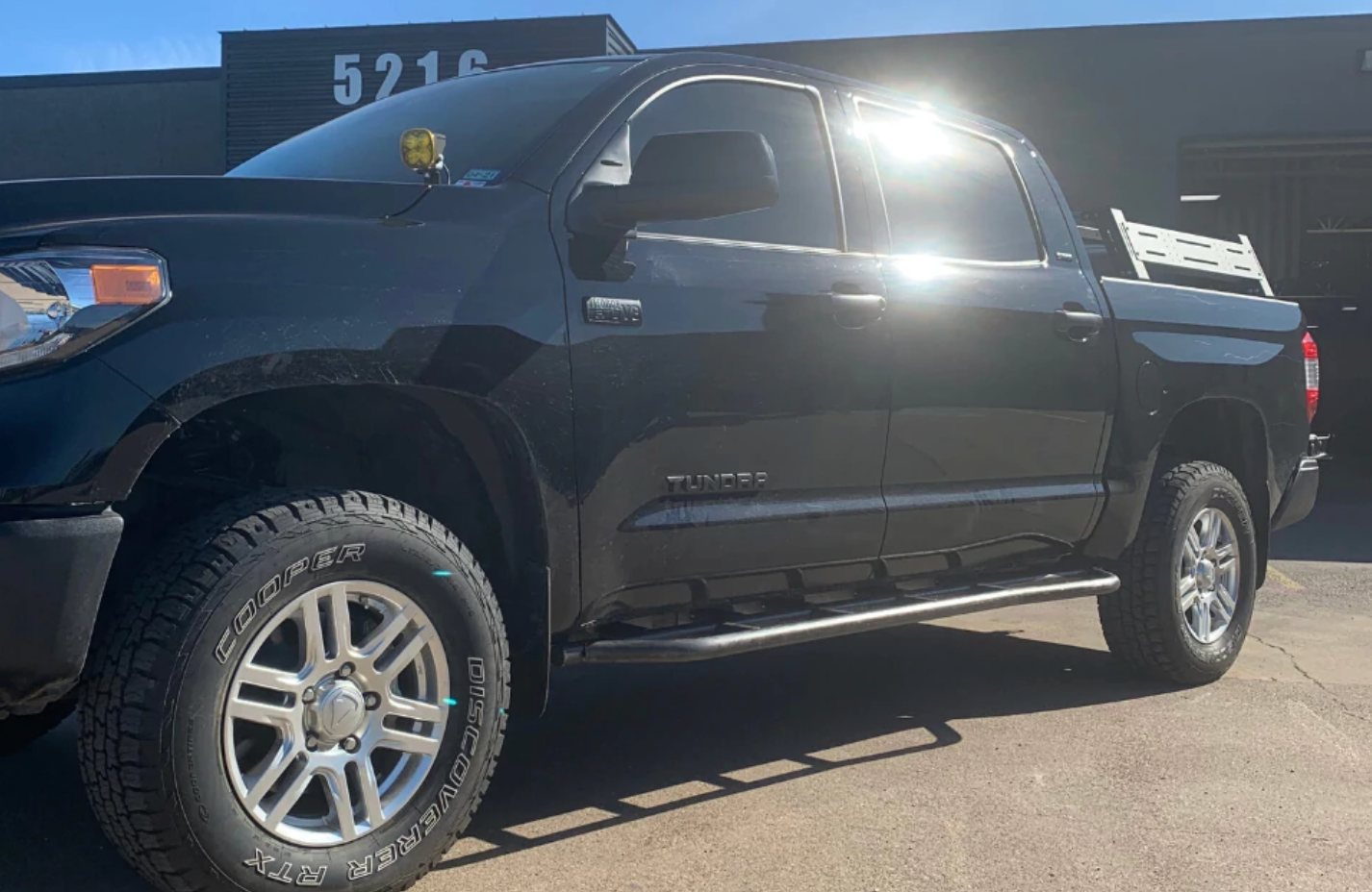 Cali Raised 14-21 TUNDRA STEP EDITION ROCK SLIDERS