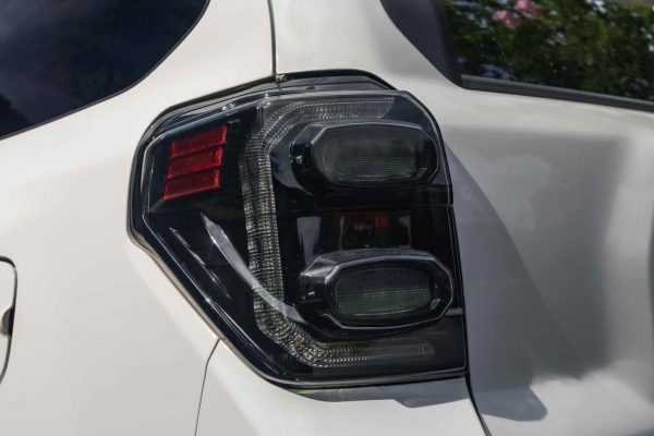 TOYOTA 4RUNNER (10-21): MORIMOTO XB LED TAILS