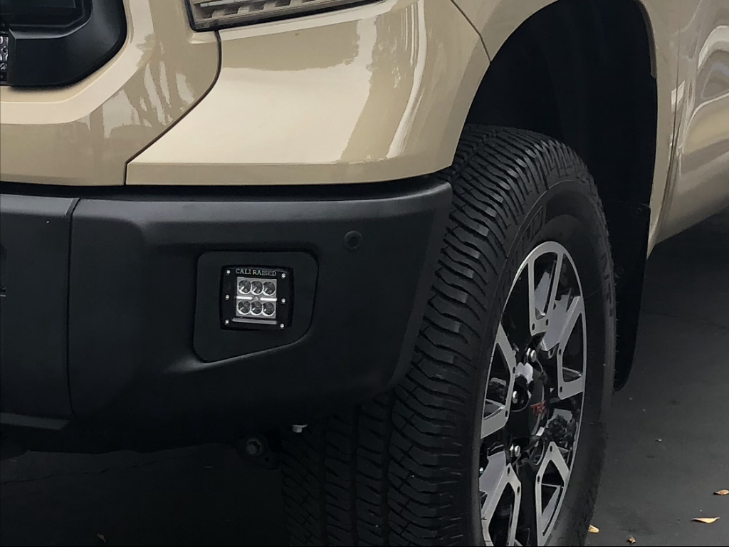 Cali Raised 14-21 TUNDRA LOW PROFILE DITCH LIGHT BRACKETS KIT